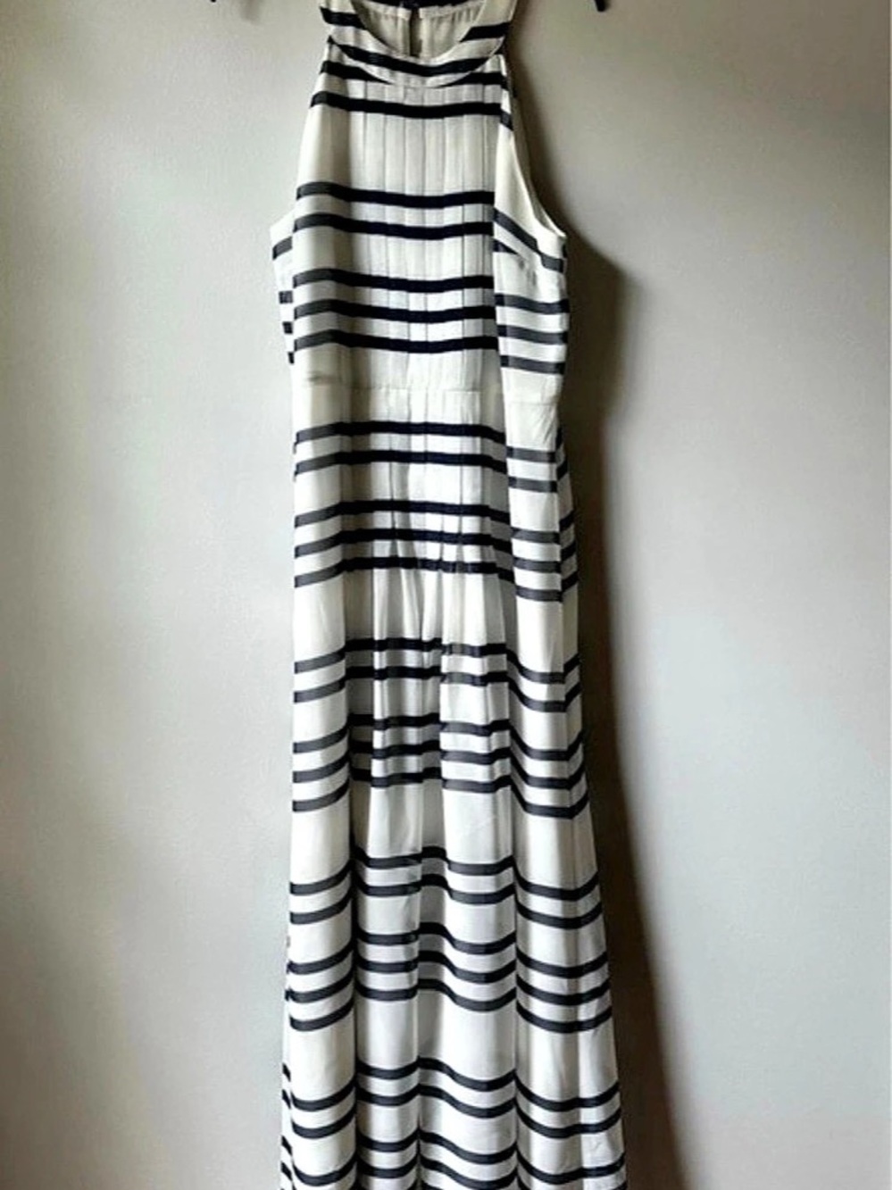 Ann Taylor Striped Maxi Dress in White & Blue Size 6